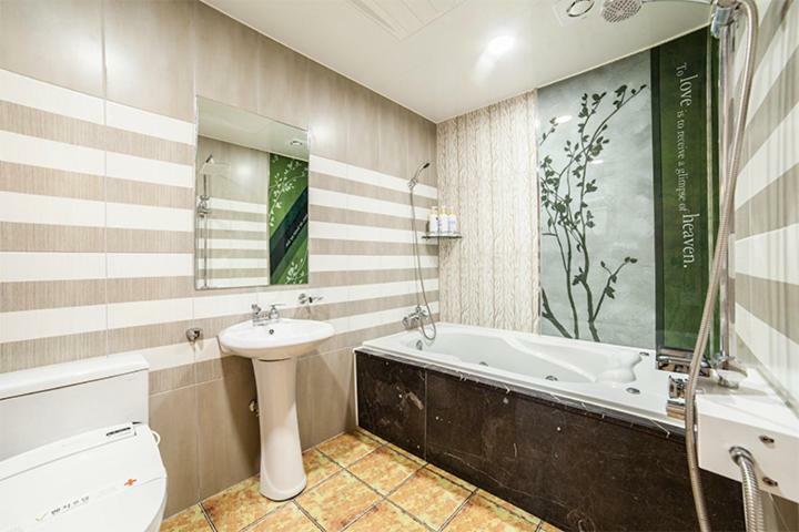 Venture Hotel Gwangju Metropolitan City Dış mekan fotoğraf